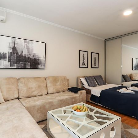 New Belgrade Apartments, Parking 5 Eur Per Day Exterior foto