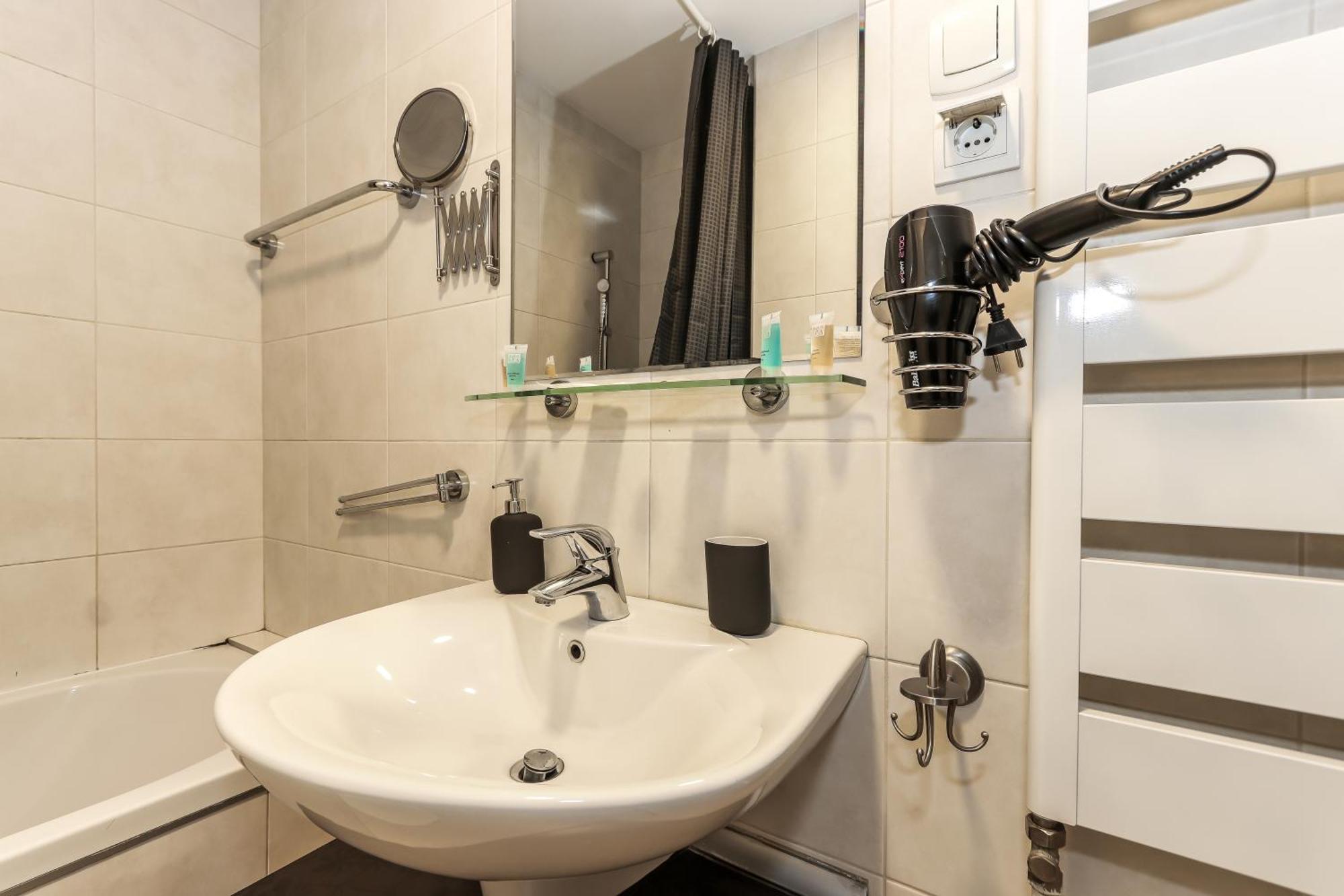 New Belgrade Apartments, Parking 5 Eur Per Day Exterior foto