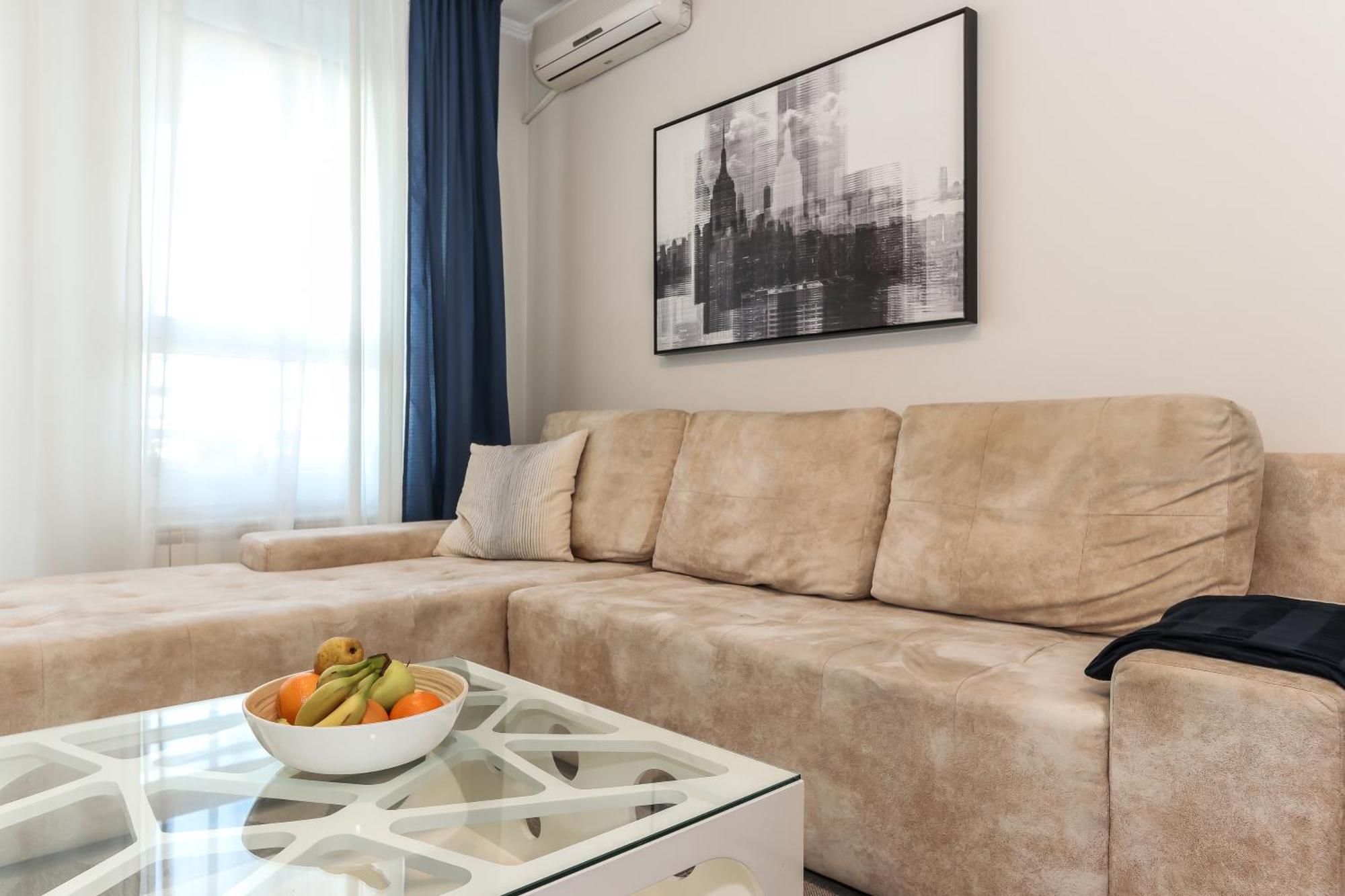 New Belgrade Apartments, Parking 5 Eur Per Day Cameră foto